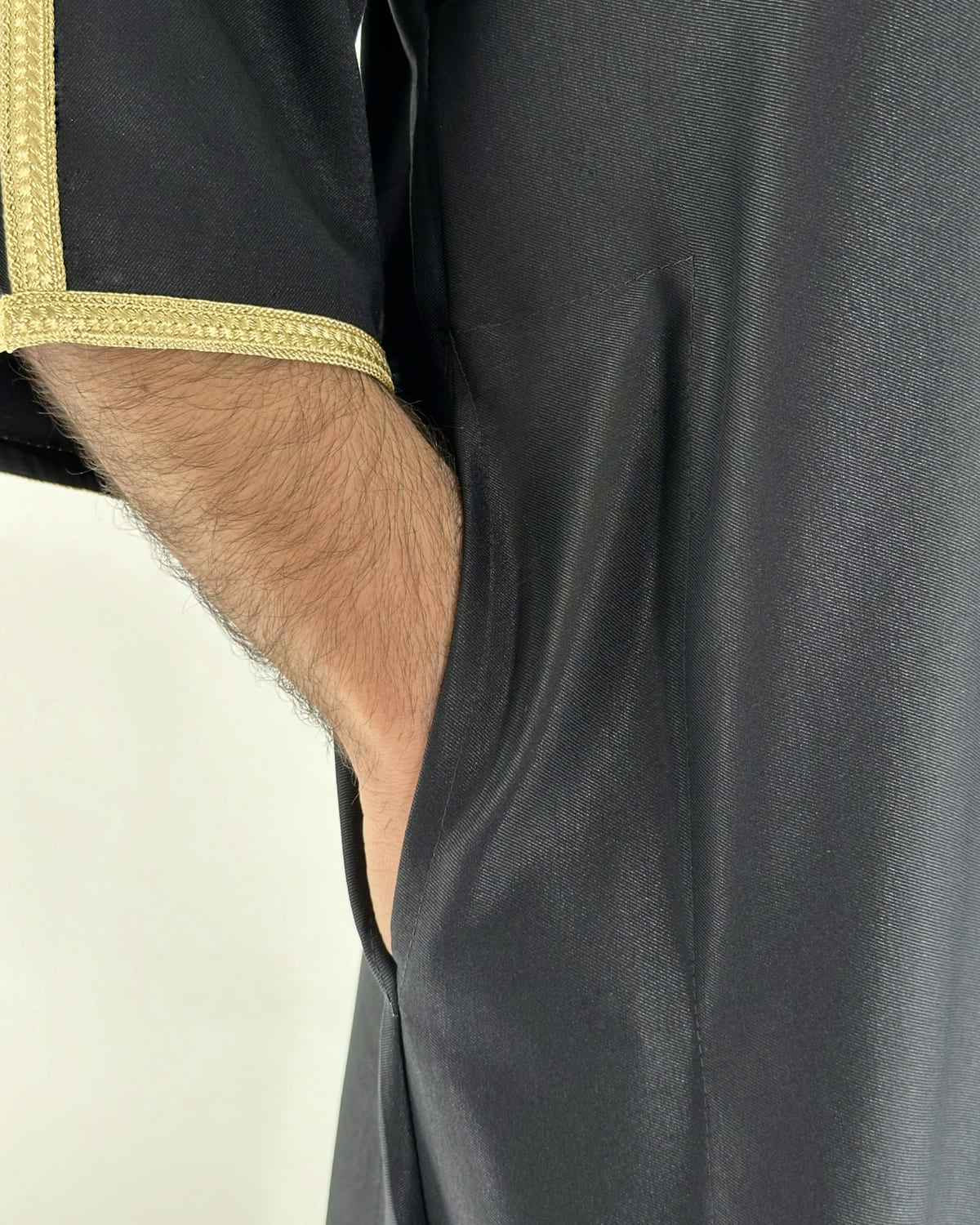 Gandoura Qayim Noire & Or