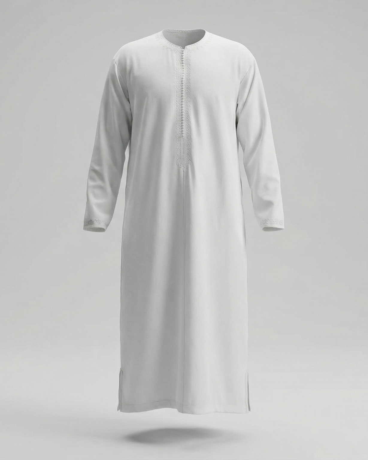 mannequin portant caftan homme matiere gabardine de couleur blanc-pur avec un travail finition faite main vue entiere