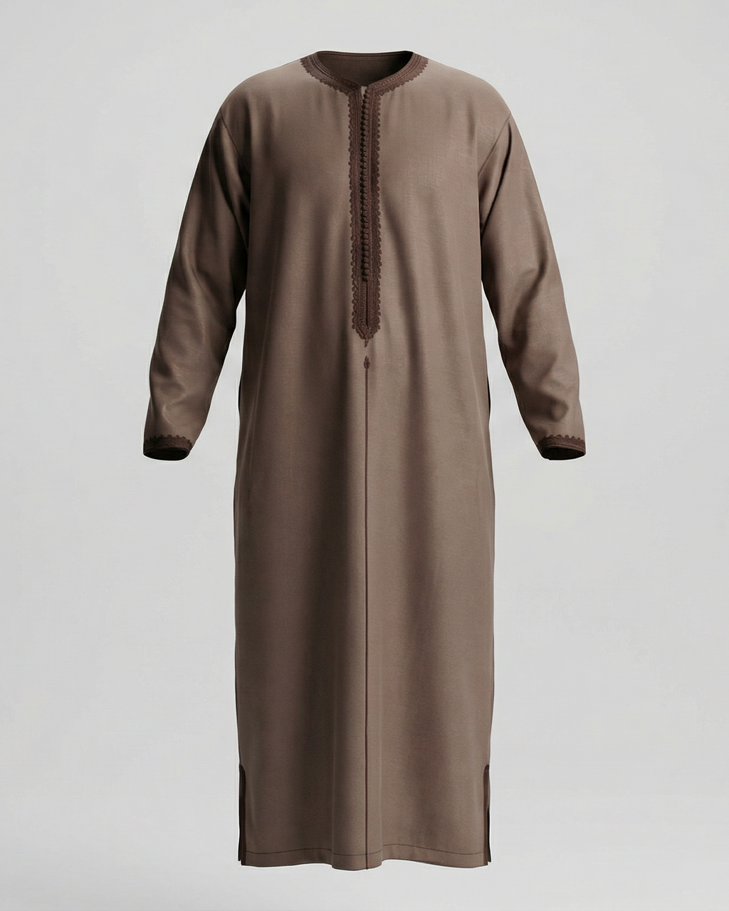 mannequin portant caftan homme matiere gabardine de couleur marron avec un travail finition faite main vue entiere