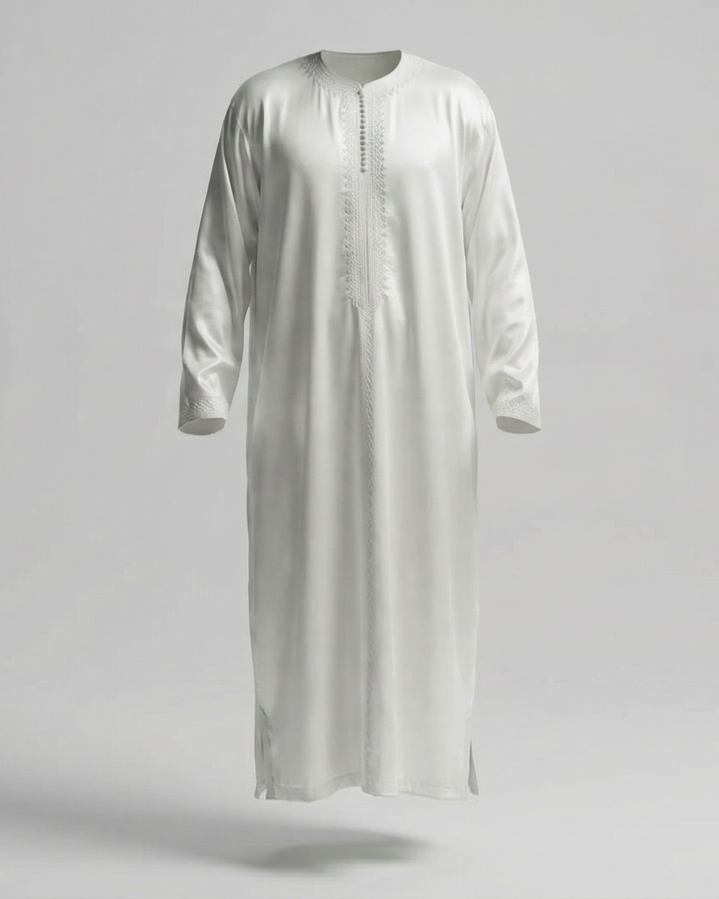 mannequin portant caftan homme matiere mlifa de couleur blanc avec un travail finition faite main vue entiere