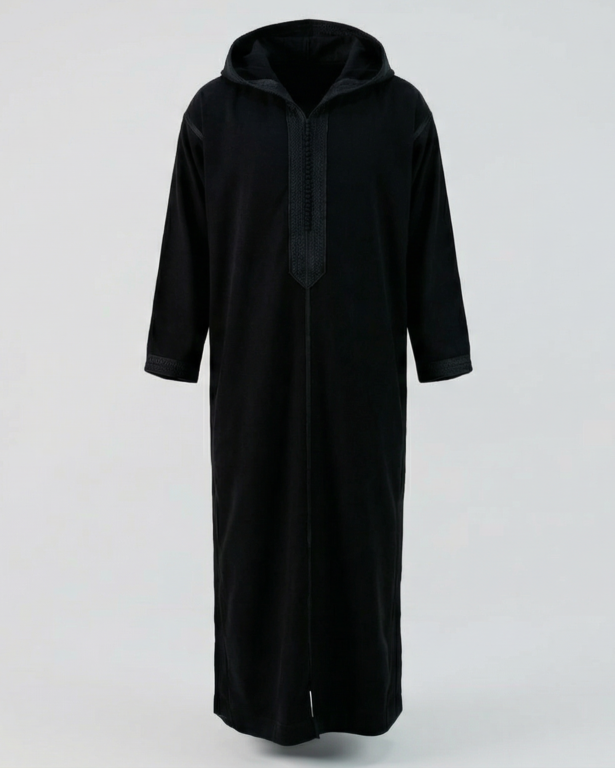 mannequin portant djellaba homme matiere epaisse de couleur noir avec un travail finition faite main vue entiere