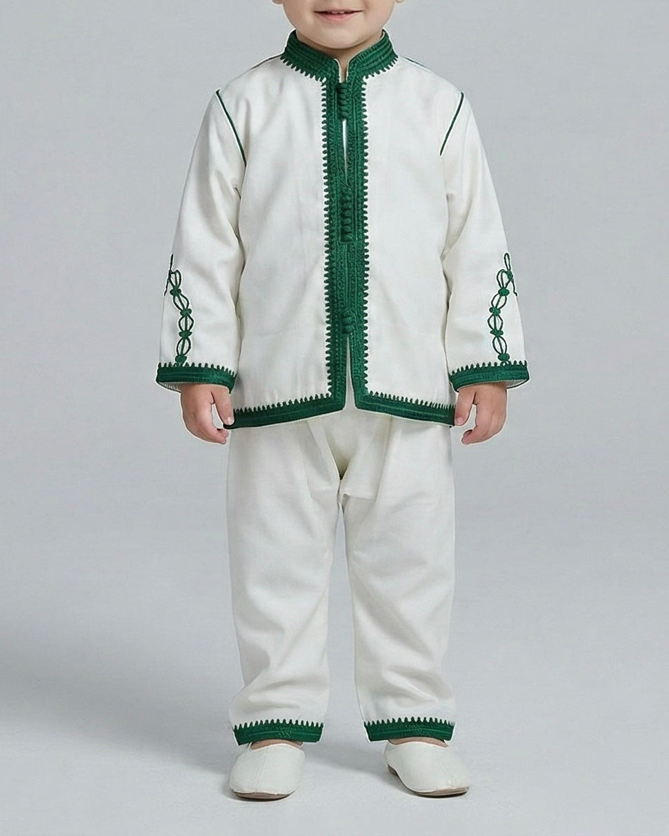 mannequin portant jabador enfant matiere deux-pieces de couleur vert avec un travail finition faite main vue entiere