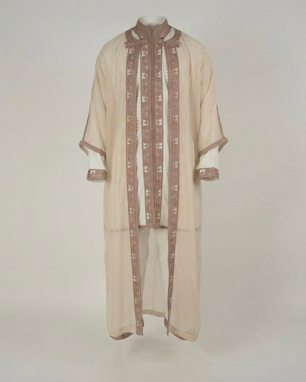 mannequin portant jabador homme matiere trois-pieces de couleur rose-gold avec un travail finition faite main vue entiere