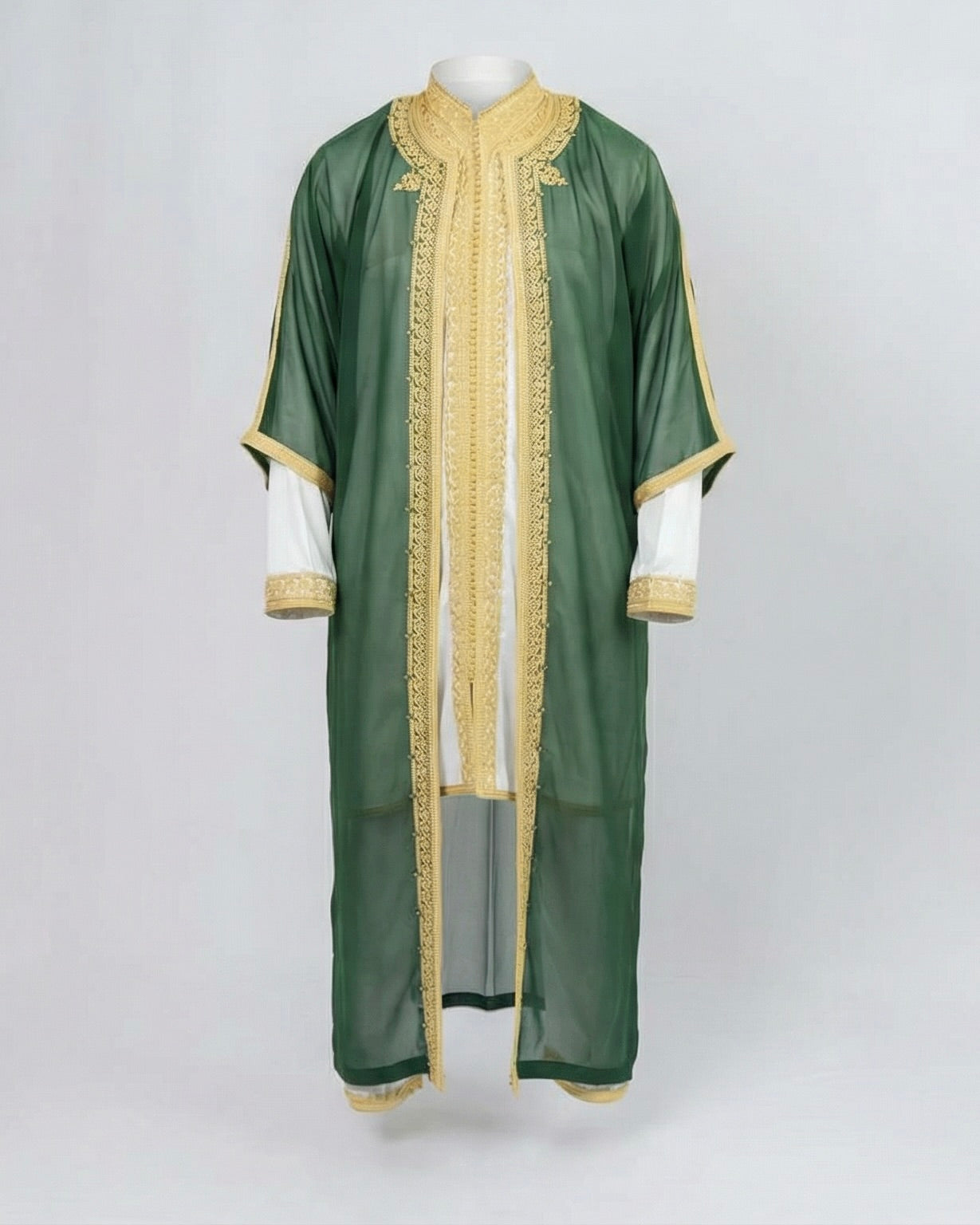 mannequin portant jabador homme matiere trois-pieces de couleur vert-et-or avec un travail finition faite main vue entiere