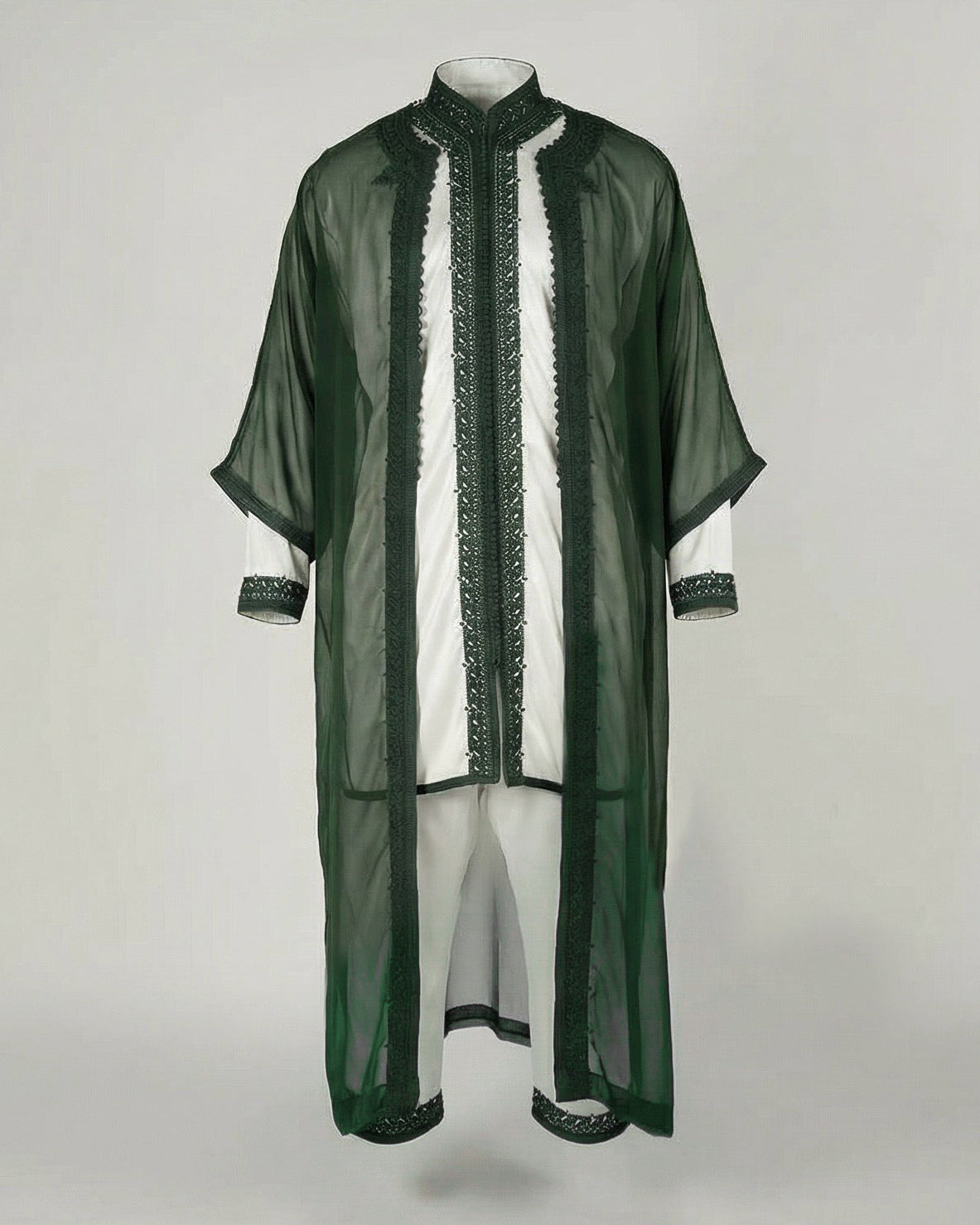 mannequin portant jabador homme matiere trois-pieces de couleur vert avec un travail finition faite main vue entiere